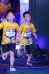 BIB: 3022, 4366
                            <button type="button" onclick="openModal(26227153)" class="btn btn-primary btn-sm float-right btn-popup" data-toggle="modal" data-target=".modal-high-quality">
                        <i class="fas fa-shopping-cart"></i> Add to Cart
                    </button>
                                            <button type="button" onclick="isThisMe(26227153, true)" class="btn btn-success btn-sm float-right btn-popup btn-isme hidden" data-toggle="tooltip" data-placement="bottom" title="นี่คือรูปของคุณใช่ไหม คลิกที่นี่เพื่อเอาเข้าอัลบั้ม">
                        <i class="fas fa-plus"></i> Add to album
                    </button>
                    <button type="button" onclick="isThisMe(26227153, false)" class="btn btn-warning btn-sm float-right btn-popup btn-isnotme hidden">
                        <i class="fas fa-ban"></i> Remove from album
                    </button>